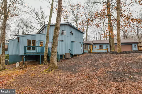 Hedgesville, WV 25427,353 PATHFINDER LANE