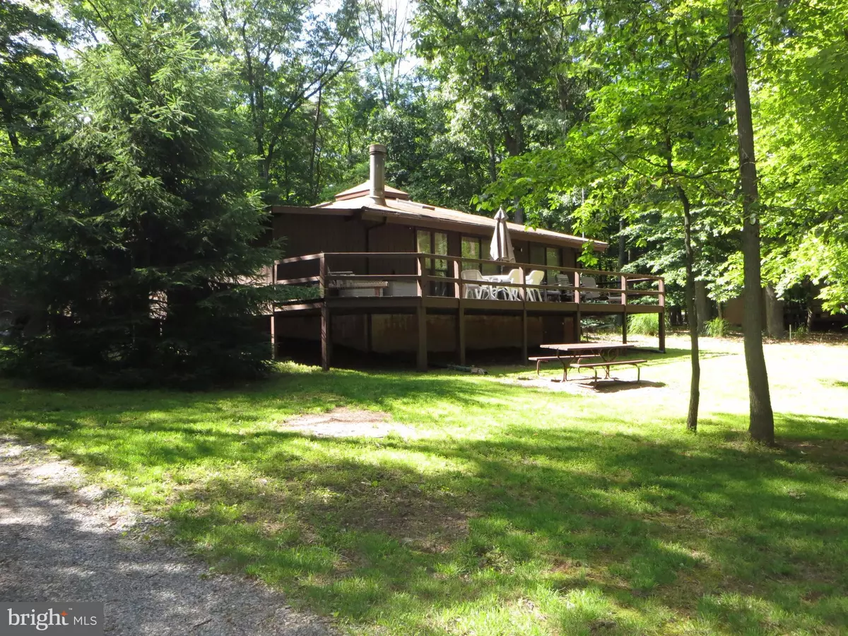 Hedgesville, WV 25427,89 RUFFED GROUSE LANE