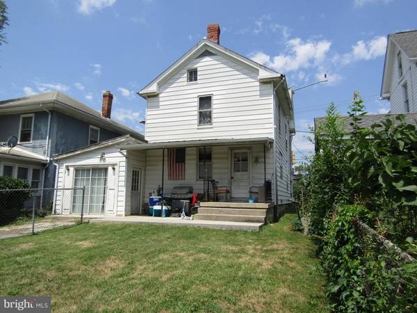 Martinsburg, WV 25401,664 WINCHESTER AVE