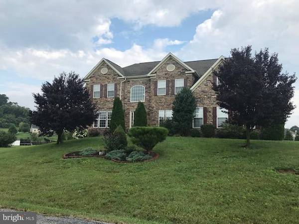 1394 CRUSHED APPLE DR, Martinsburg, WV 25403