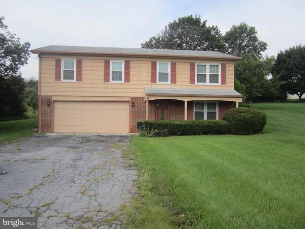 2560 CHARLES TOWN RD, Martinsburg, WV 25401