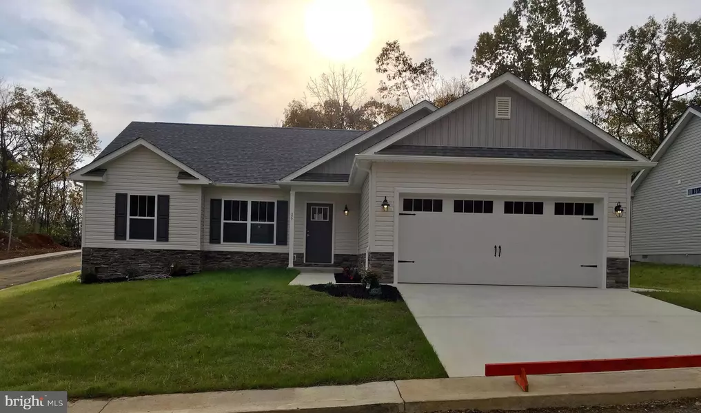 177 DIMENSION CT, Inwood, WV 25428