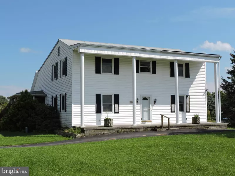 488 HYSLIP FORD RD, Bunker Hill, WV 25413