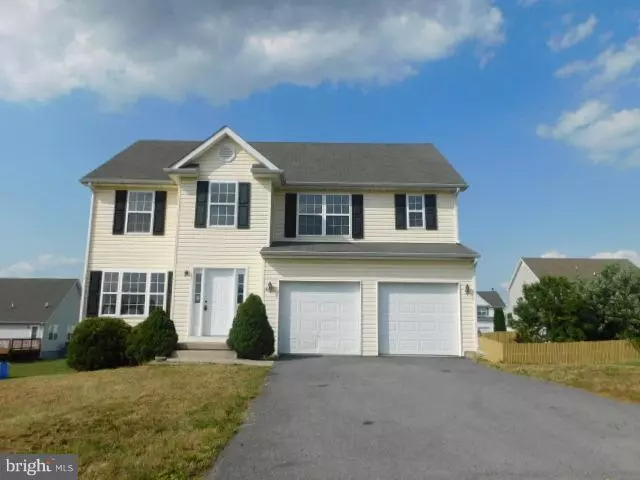 117 HUTTONS VIREO DR, Martinsburg, WV 25403