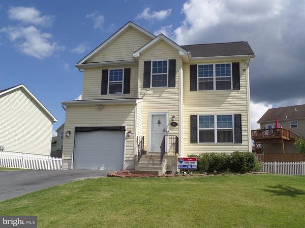 14 GARFIELD DR, Inwood, WV 25428