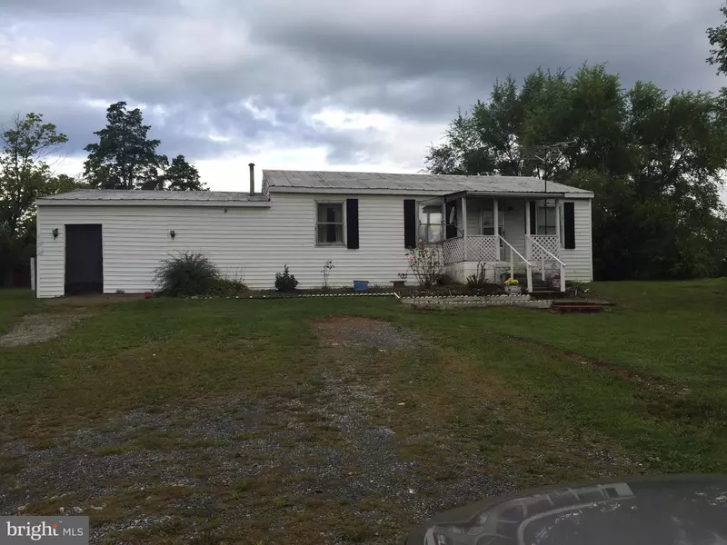 6984 WINCHESTER AVE, Inwood, WV 25428