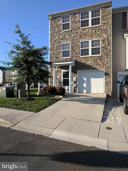 9 COUNCIL CT, Falling Waters, WV 25419