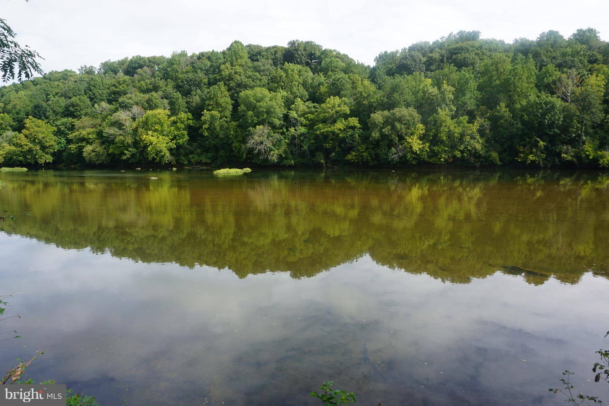 Fredericksburg, VA 22407,5901 RIVER RD