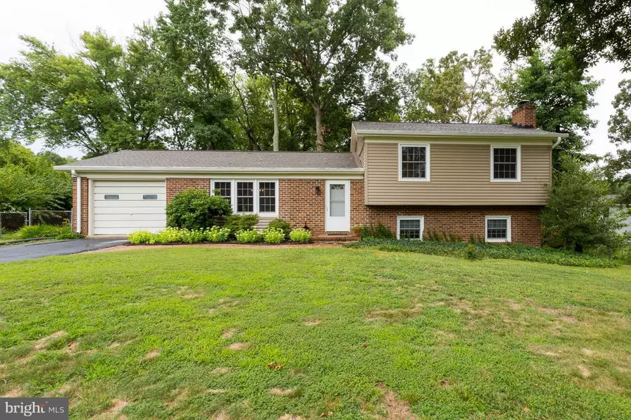 7 LEWIS CT, Fredericksburg, VA 22405