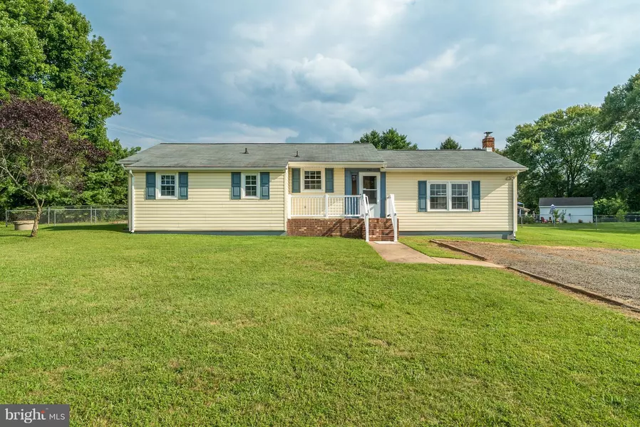 7161 COVINGTONS CORNER RD, Bealeton, VA 22712