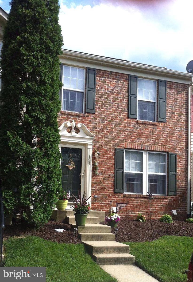 121 FOXBAY LN, Glen Burnie, MD 21061