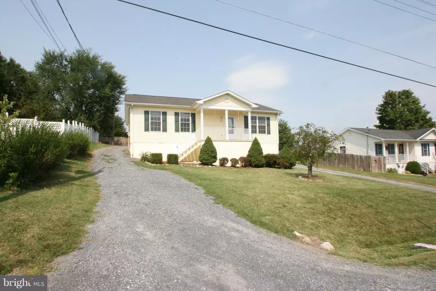 28 STOVER ST, Luray, VA 22835