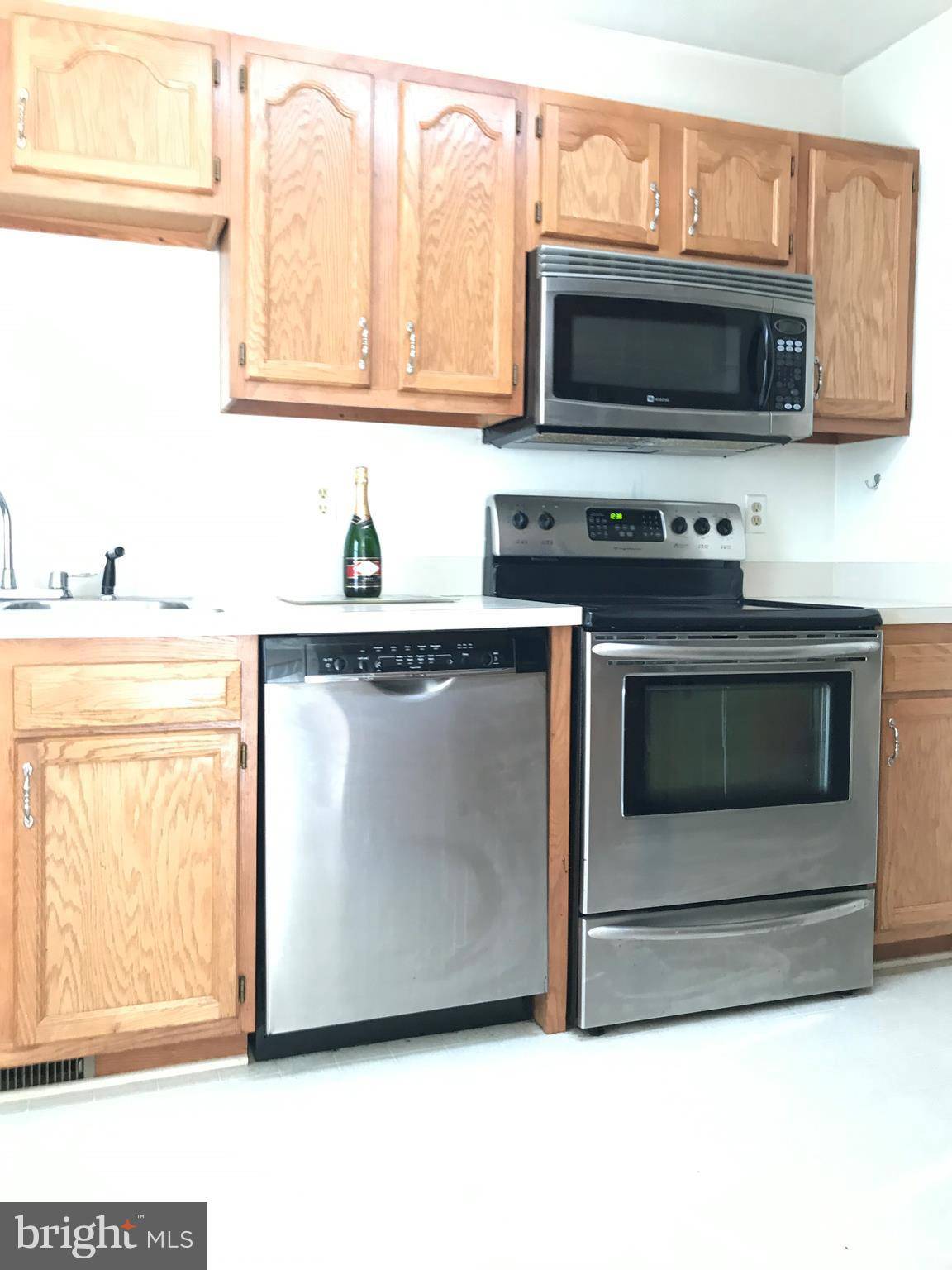 102 FREETON CT, Stephens City, VA 22655