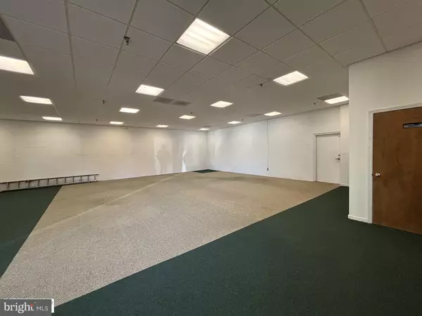 Culpeper, VA 22701,102 DUKE ST #104