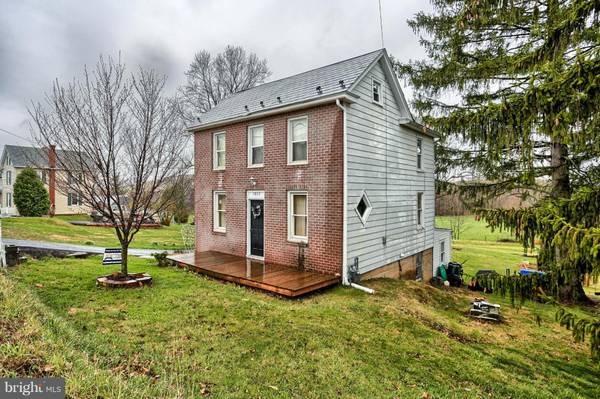 7869 ANTHONY HWY, Waynesboro, PA 17268