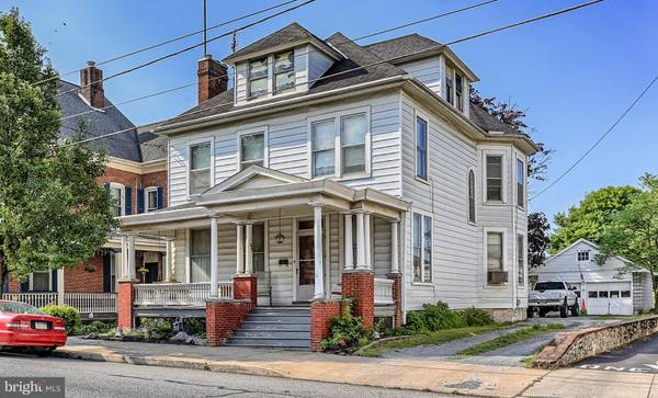 223 BALTIMORE ST, Greencastle, PA 17225