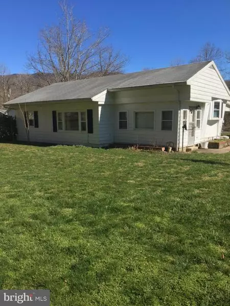 9667 SOUTH FORK RD, Moorefield, WV 26836