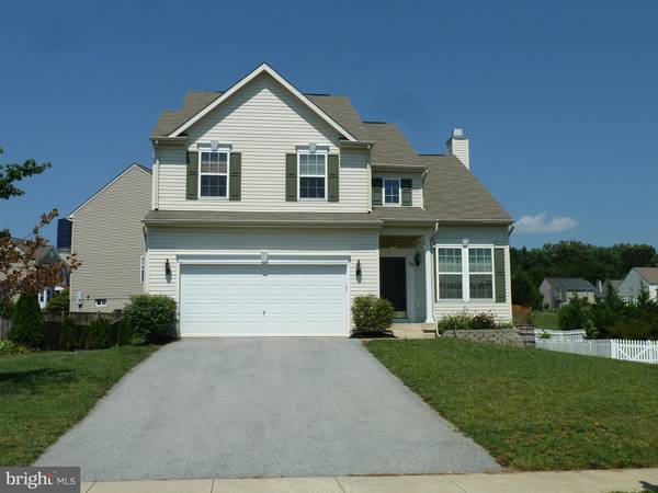 94 CAPERTON DR, Charles Town, WV 25414