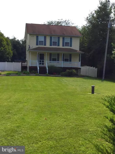 662 HIDDEN HOLLOW DR, Kearneysville, WV 25430