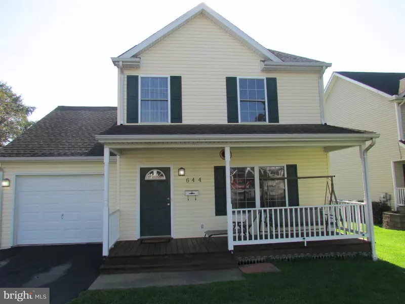 644 JEFFERSON AVENUE, Charles Town, WV 25414