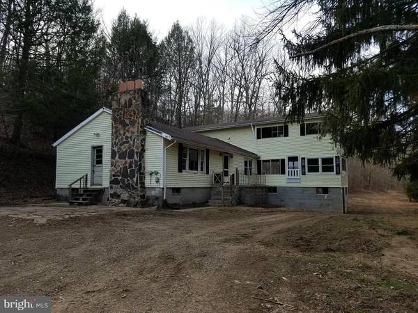 44 STAMPEDE HILL RD, Paw Paw, WV 25434