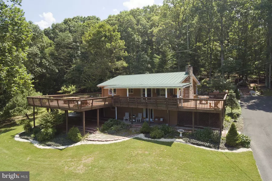 645 CROOKED STREAM RD, Slanesville, WV 25444