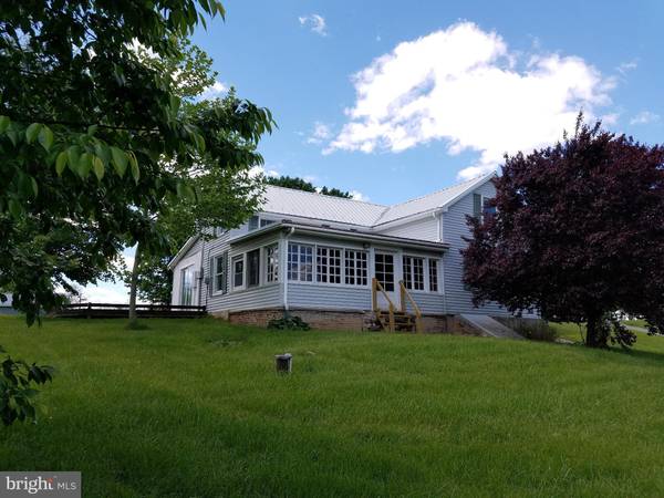 12675 RIDGE RD, Greencastle, PA 17225