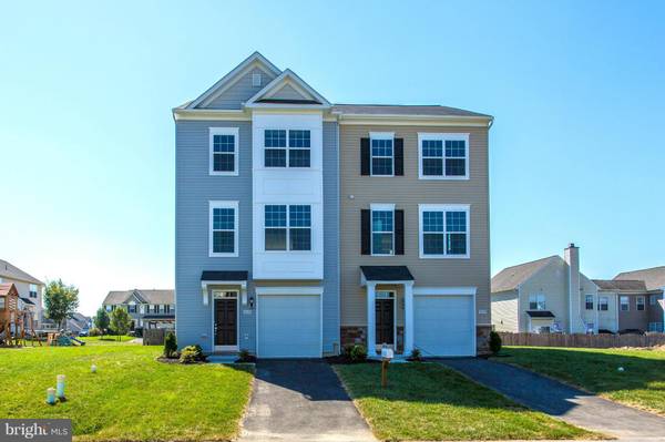 3656 OAKLEY LN, Greencastle, PA 17225