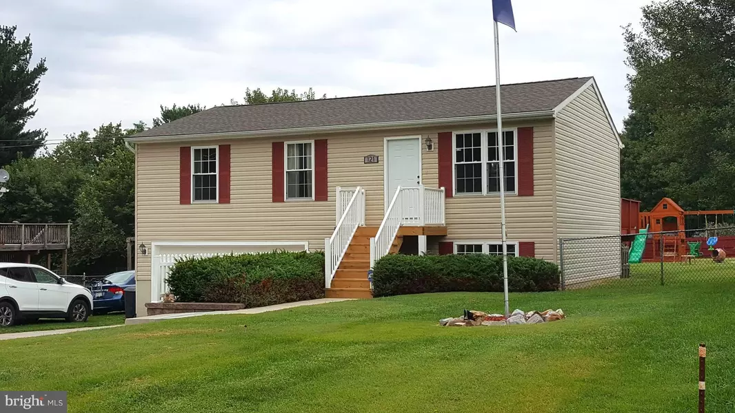 121 PORTER WAY, Charles Town, WV 25414