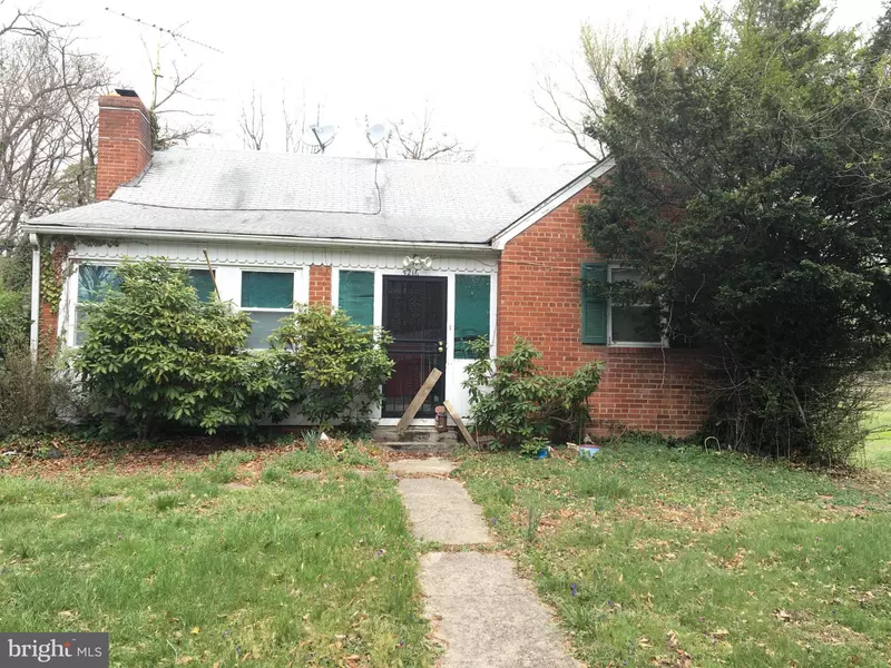 5216 LORRAINE DR, Temple Hills, MD 20748