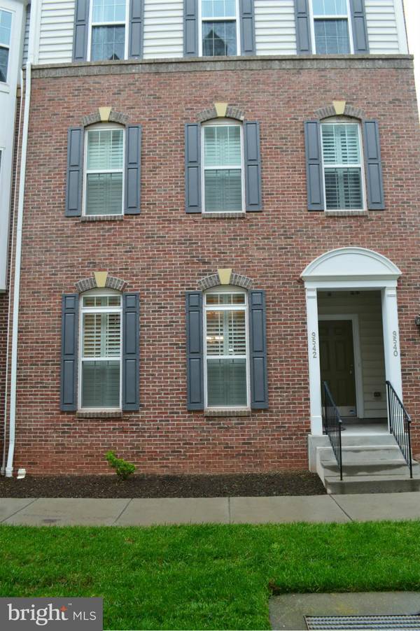 9542 CHANCELLORSVILLE LN #11G, Manassas, VA 20110