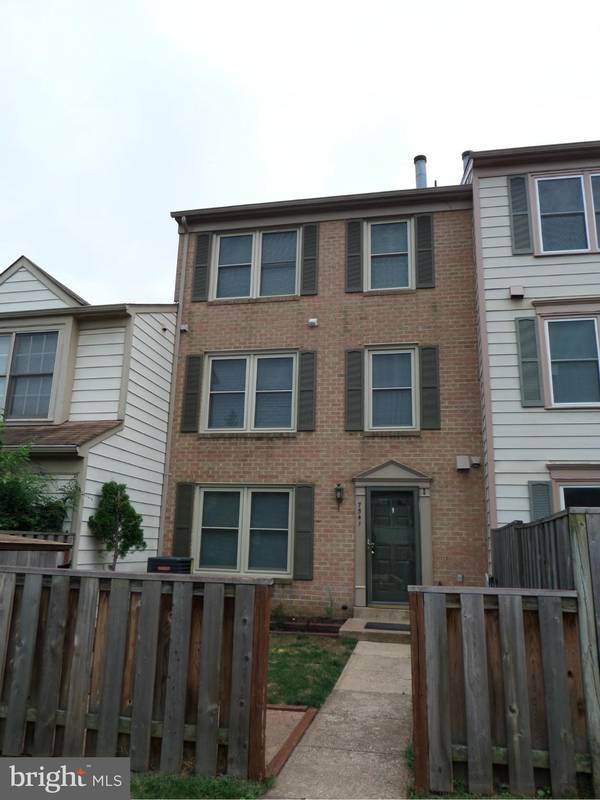 7541 BELLE GRAE DR #12, Manassas, VA 20109