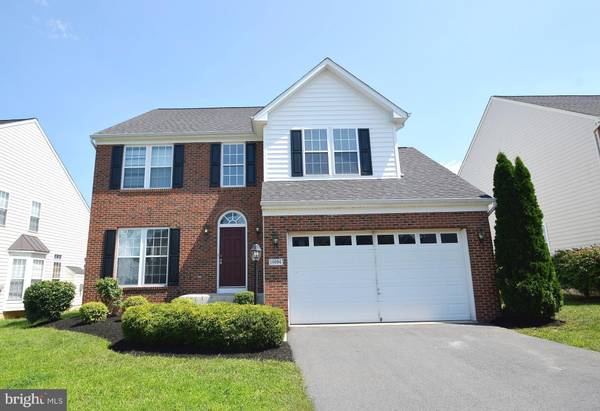 18096 CAMDENHURST DR, Gainesville, VA 20155