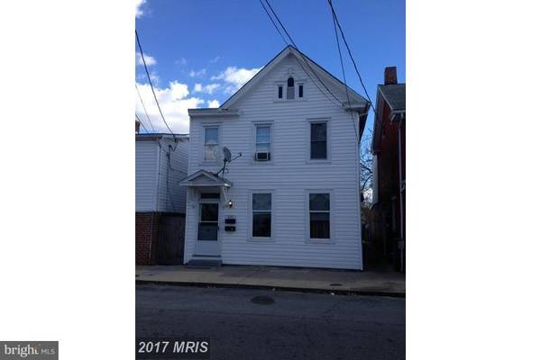 721 SECOND ST, Martinsburg, WV 25401