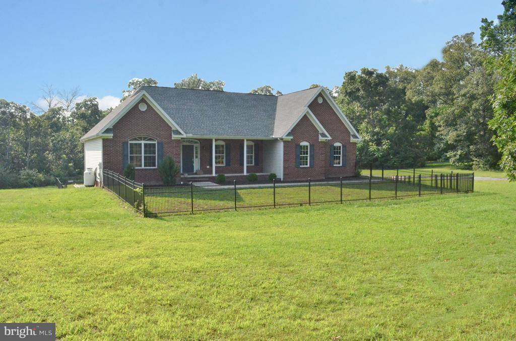 2549 CHERRY RUN RD, Hedgesville, WV 25427
