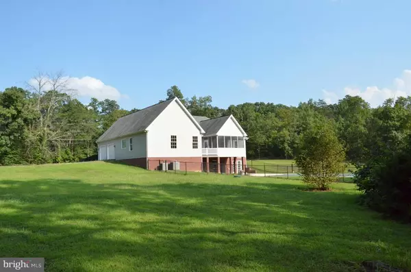 Hedgesville, WV 25427,2549 CHERRY RUN RD