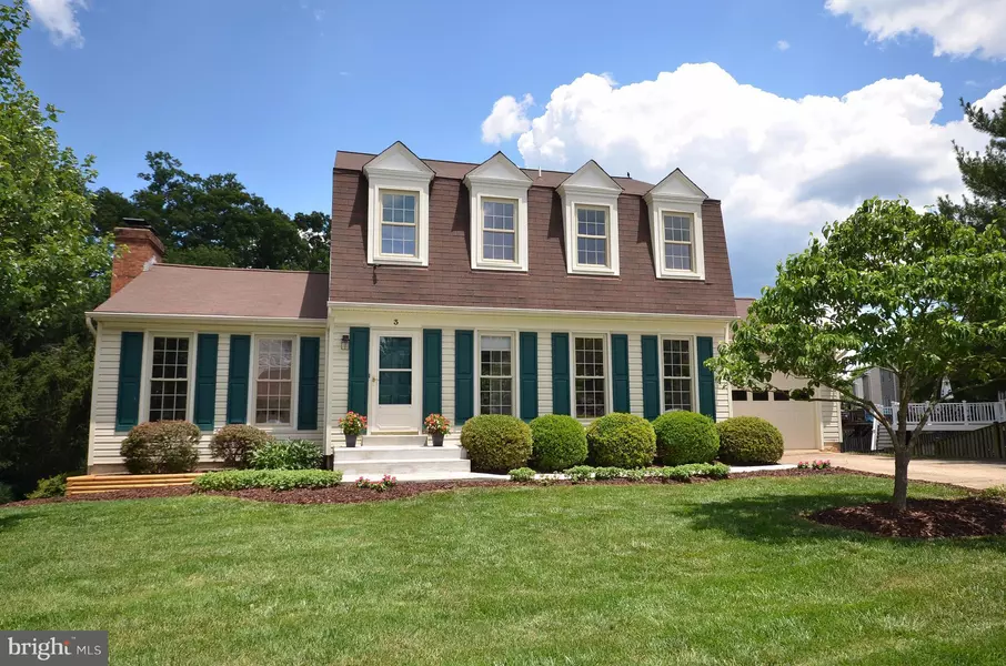 3 SUMMER BREEZE CT, Sterling, VA 20165