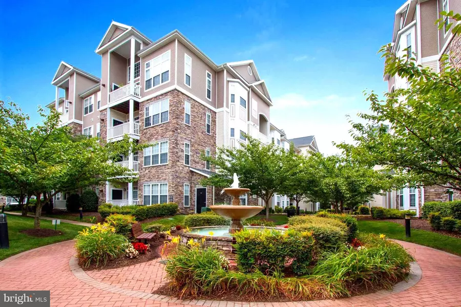 508 SUNSET VIEW TER SE #205, Leesburg, VA 20175