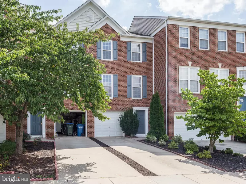 22708 LAMOREAUX LANDING SQ, Ashburn, VA 20148