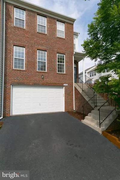 22442 MAISON CARREE SQ, Ashburn, VA 20148