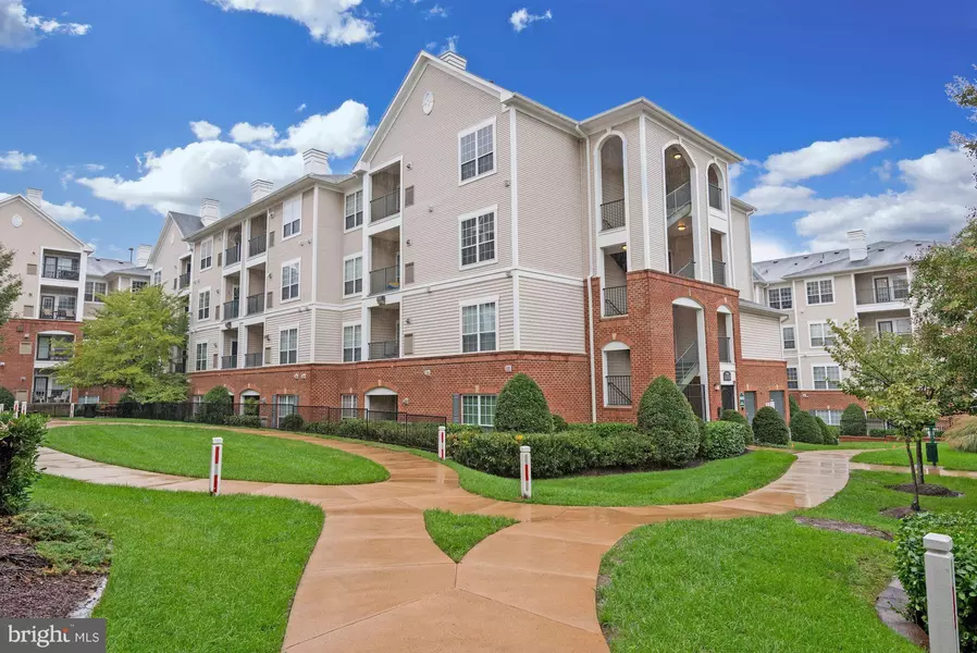 4852 EISENHOWER AVE #342, Alexandria, VA 22304