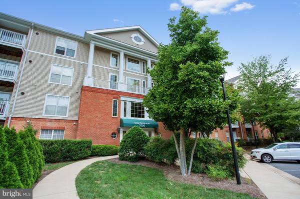 7000 FALLS REACH DR #412, Falls Church, VA 22043