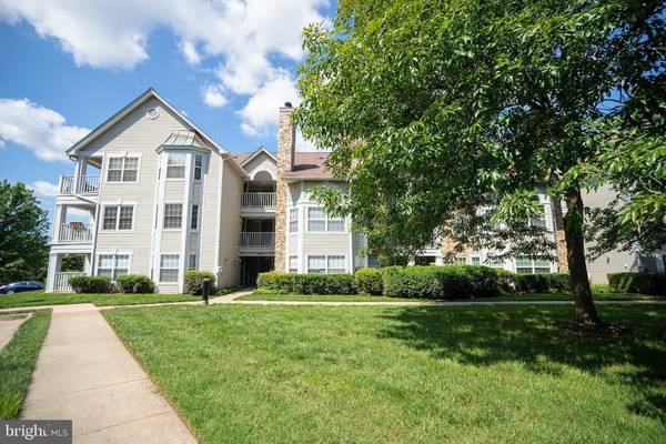 5624 WILLOUGHBY NEWTON DR #34, Centreville, VA 20120