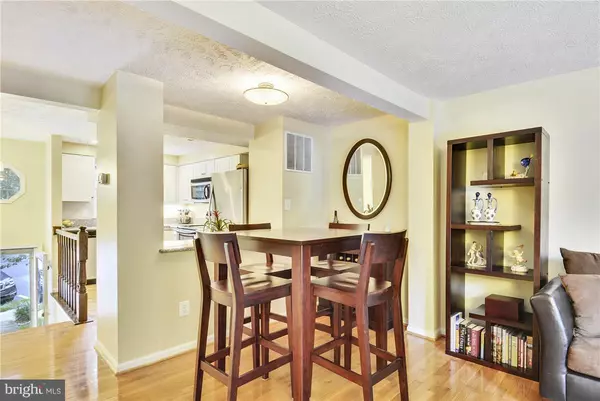 Reston, VA 20194,1590 WOODCREST DR