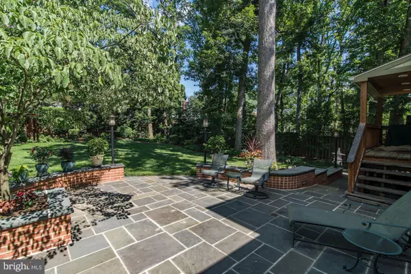 Alexandria, VA 22306,7008 COVENTRY RD