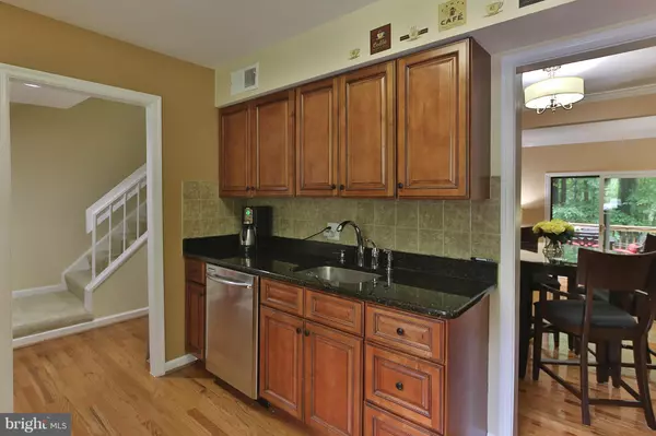 Reston, VA 20191,2233 LOFTY HEIGHTS PL