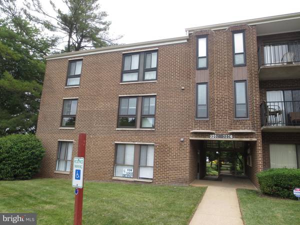 3200 SPARTAN RD #4, Olney, MD 20832