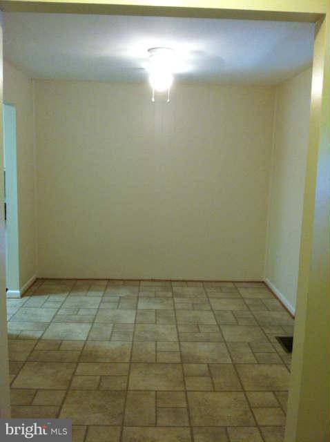 Gaithersburg, MD 20878,1116 WEST SIDE DR #31-C