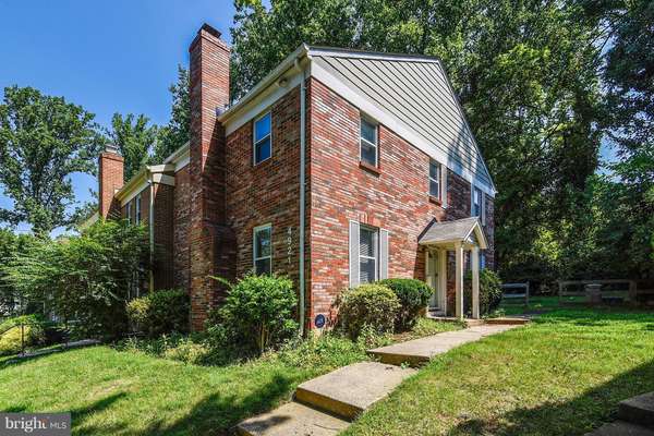 4921 ARCTIC TER, Rockville, MD 20853