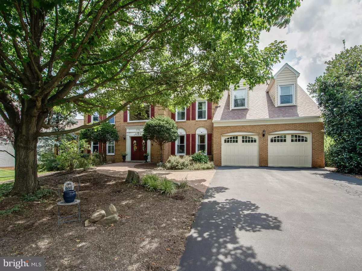 Gaithersburg, MD 20882,5704 STANBROOK LN